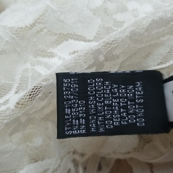 (L) Iz Byer Off White Lace Loose Fit Flowy Sheer Top Nylon Blend Elastic Waist - Picture 8 of 9